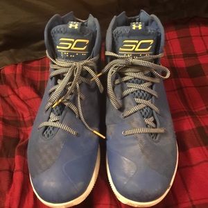 Under armor Stephen curry 3.5 basketball shoes.